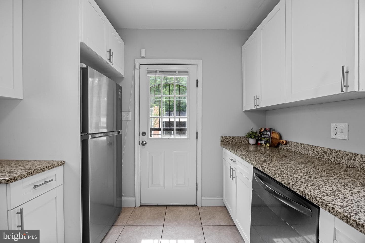3433 Wabash Avenue photo 11