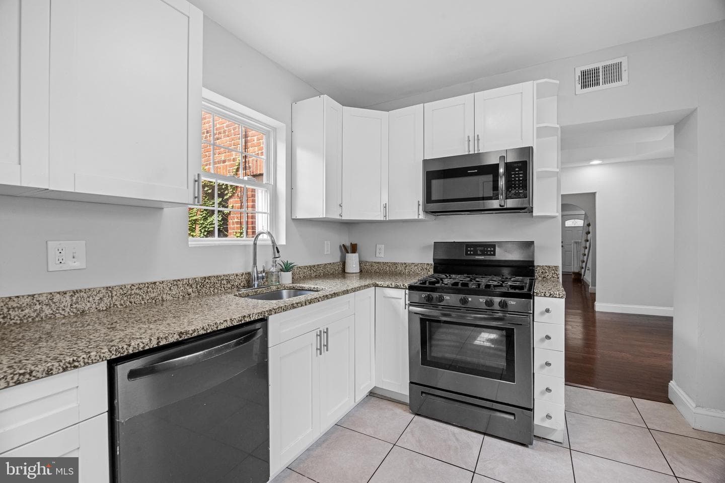 3433 Wabash Avenue photo 13