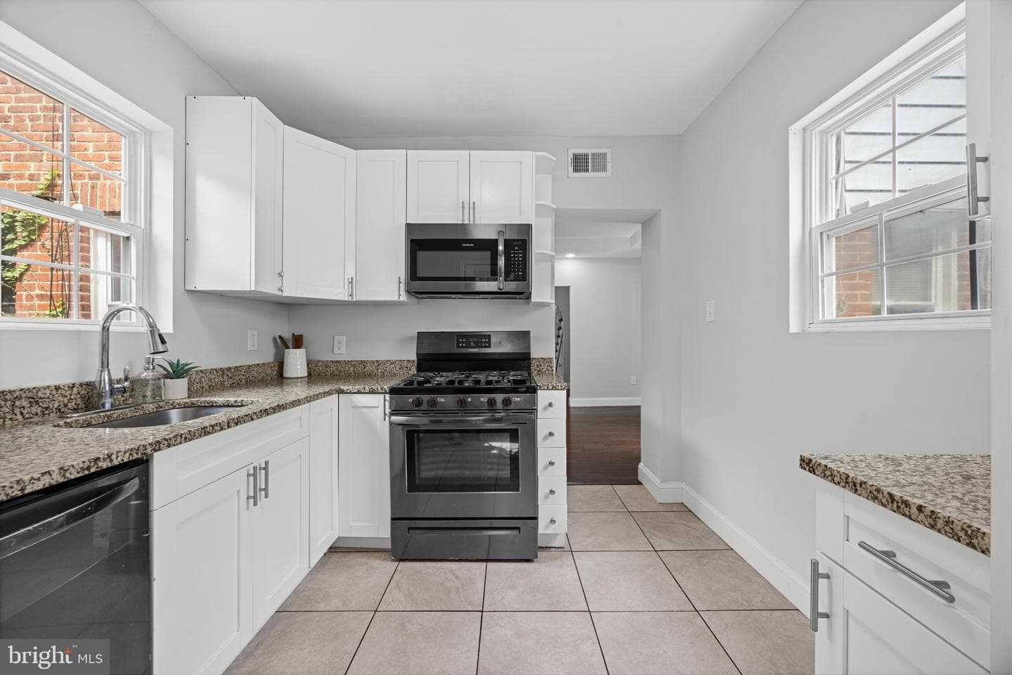 3433 Wabash Avenue photo 15