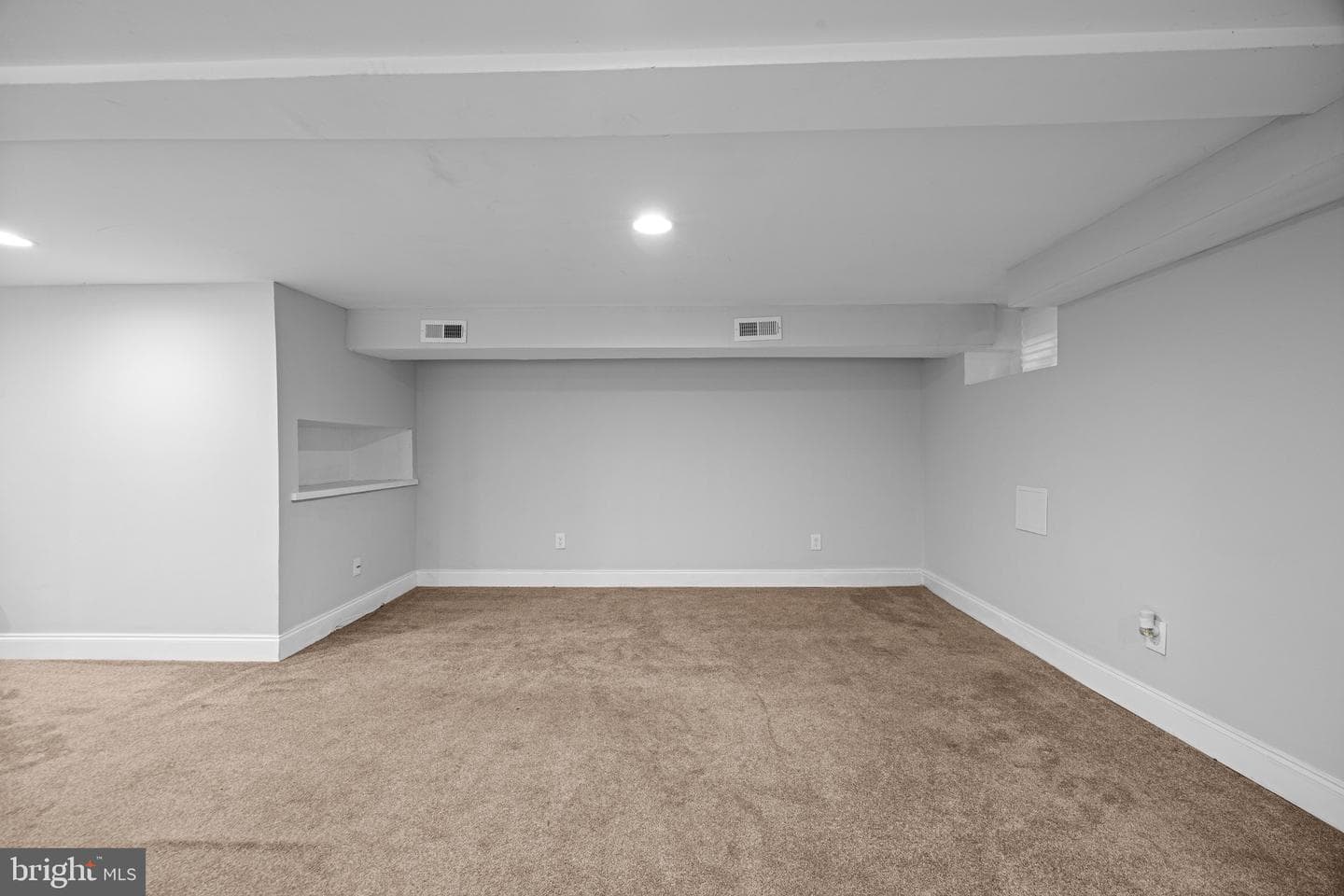 3433 Wabash Avenue photo 27