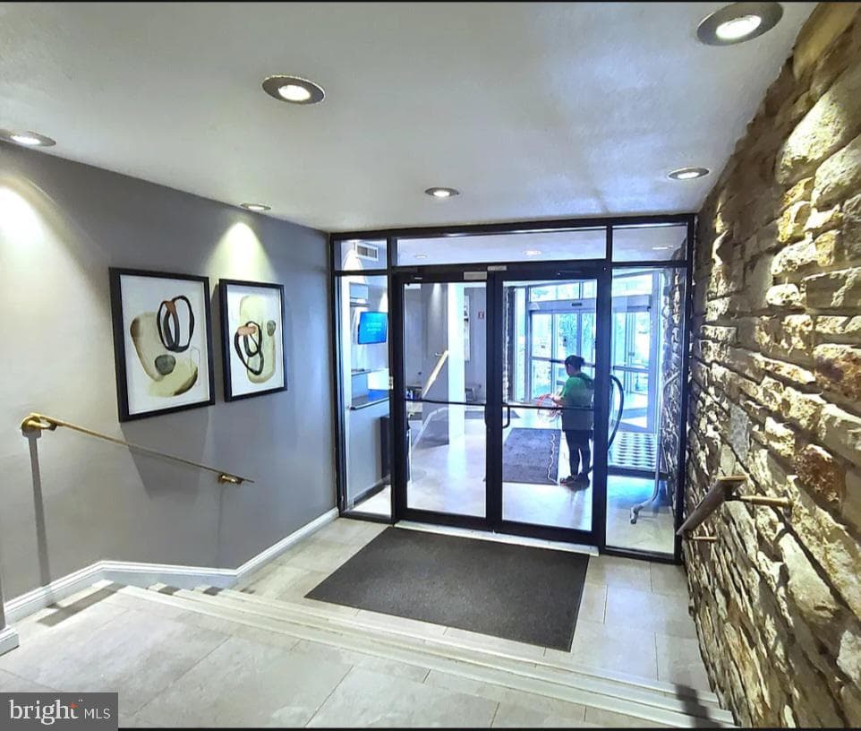 1 E University Parkway #1408 photo 38
