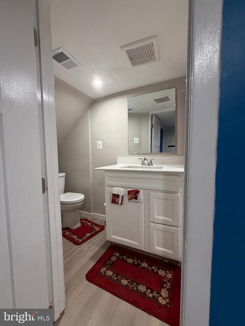 3826 8th Street photo 18