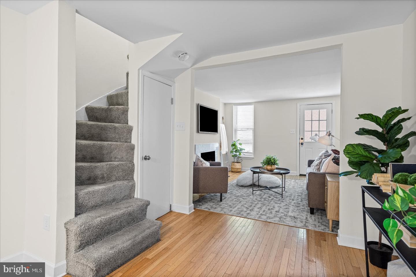 1504 William Street photo 20