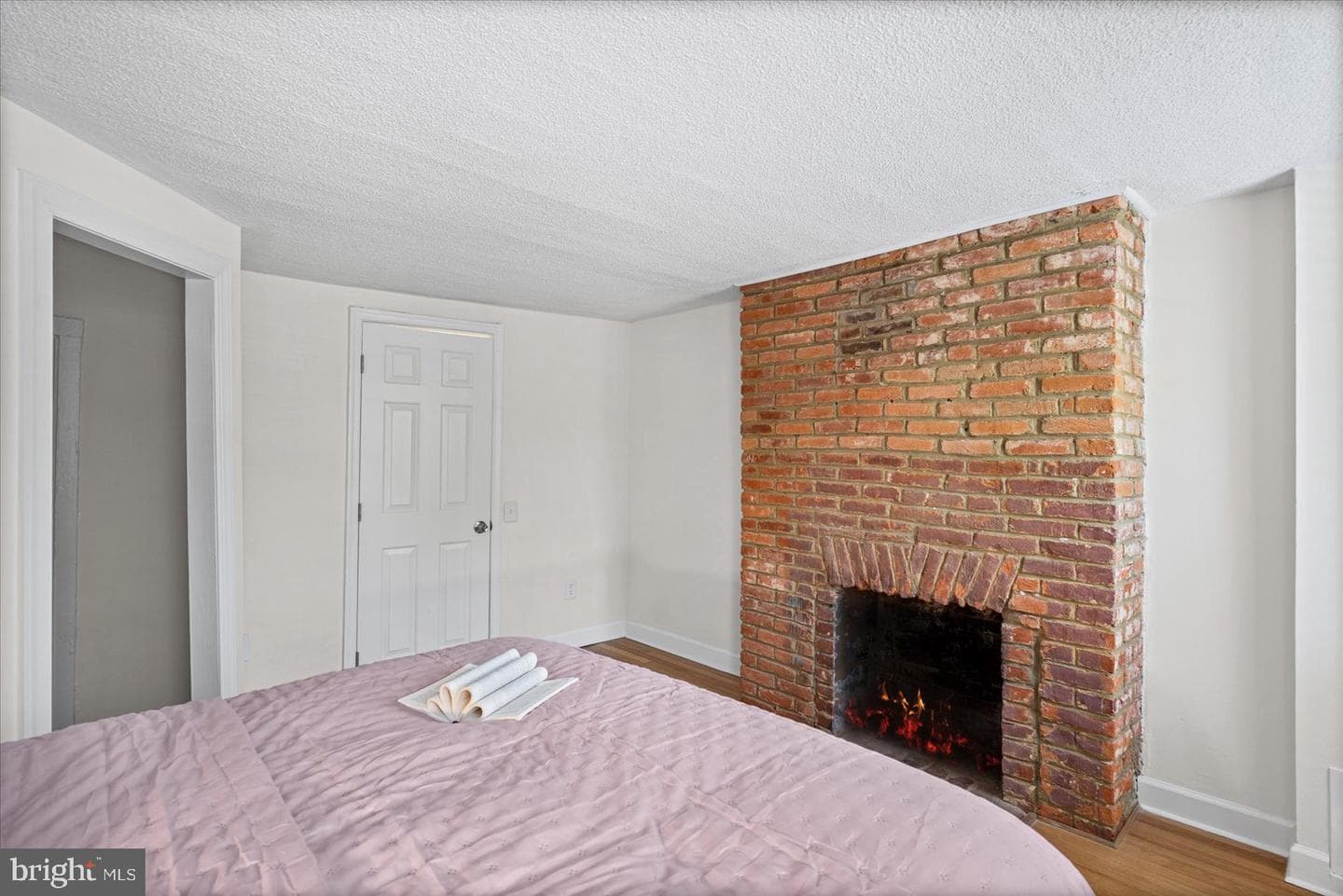 1504 William Street photo 24