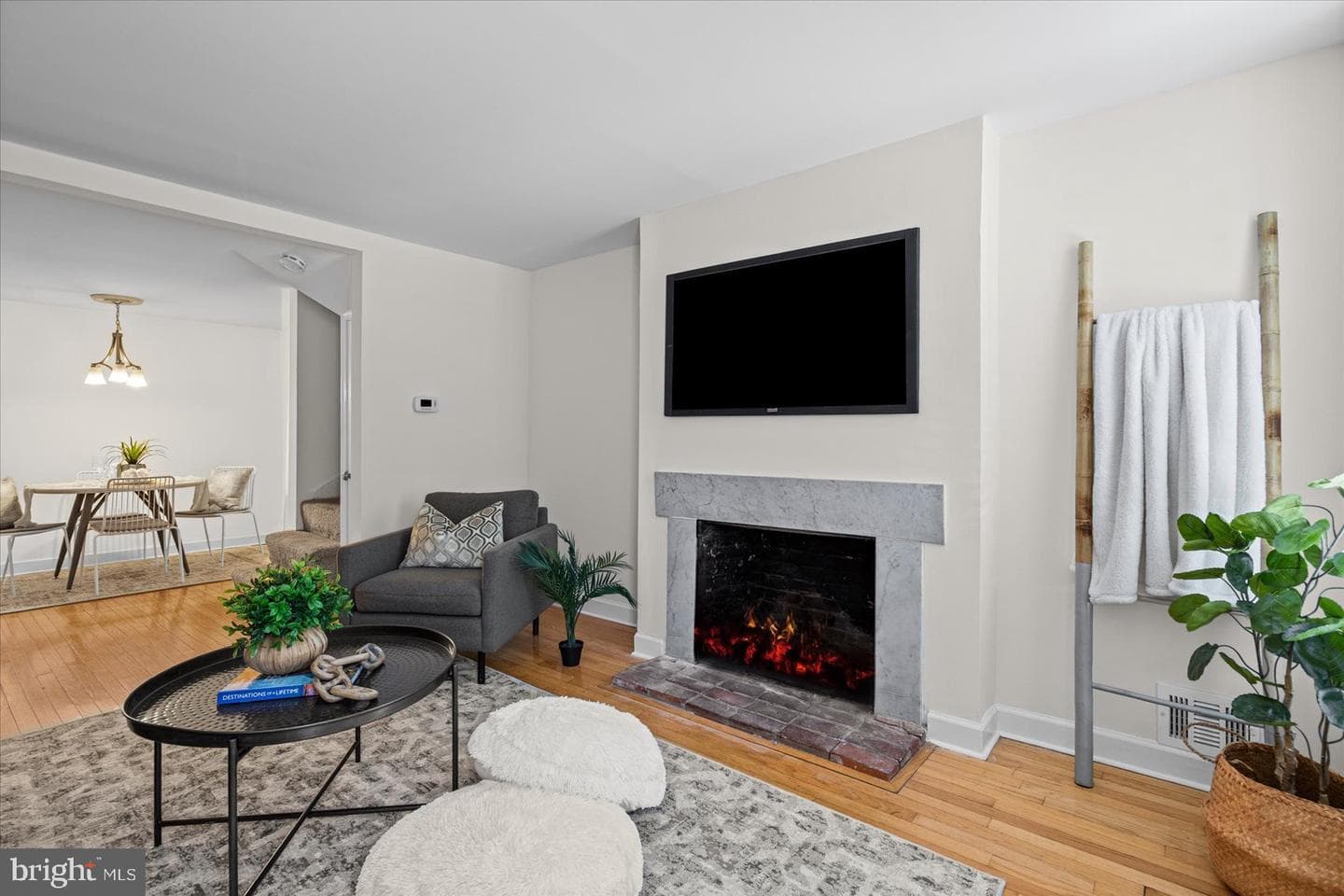 1504 William Street photo 5