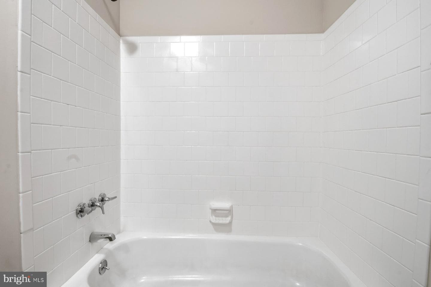 523 N Patterson Park Avenue photo 11