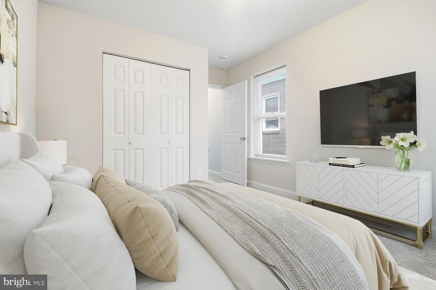 523 N Patterson Park Avenue photo 14