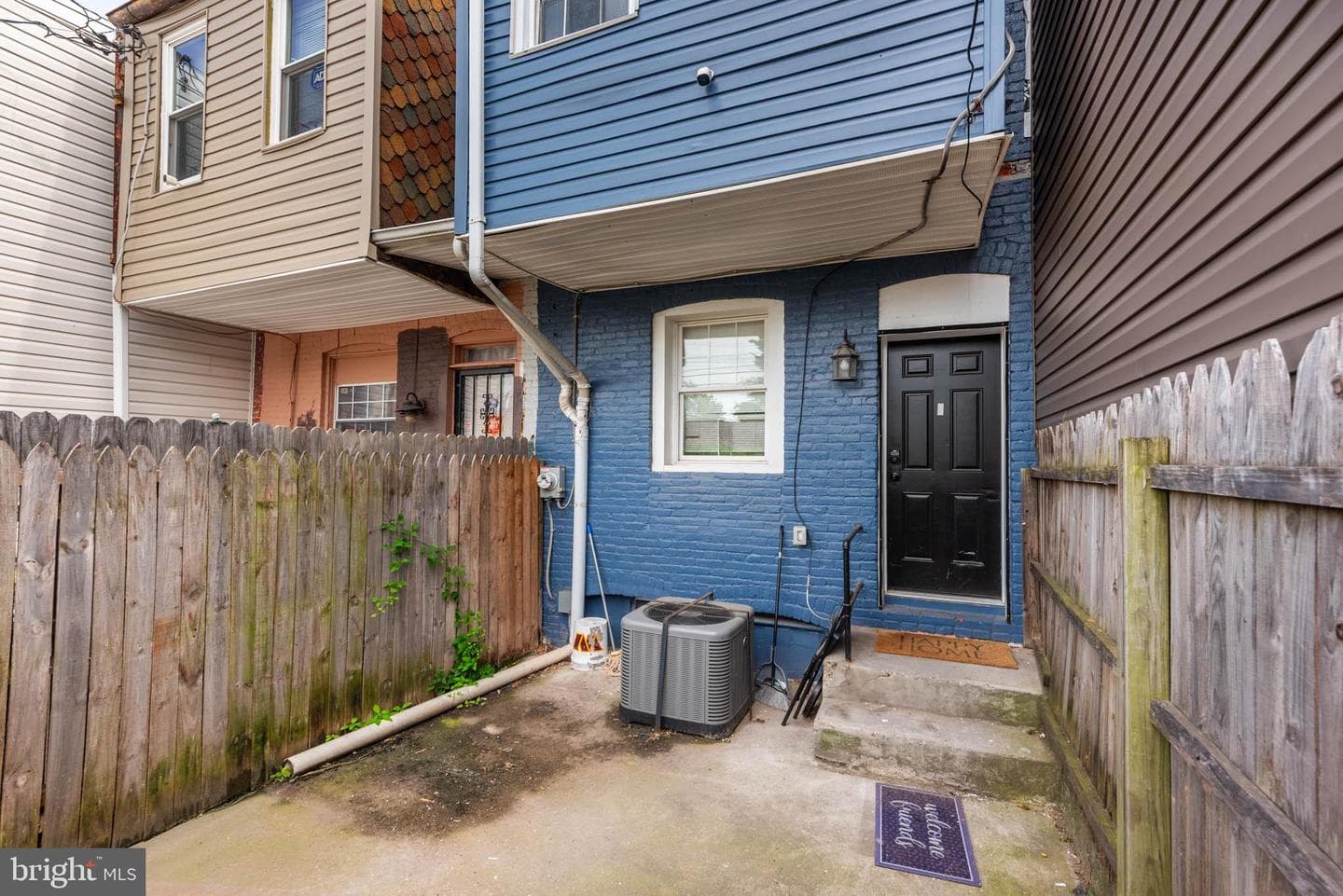 2520 E Eager Street photo 23
