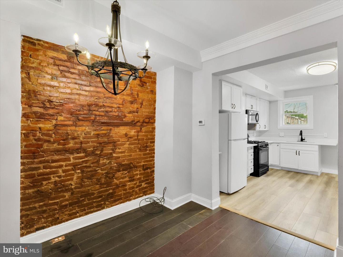 3009 Mcelderry Street photo 9