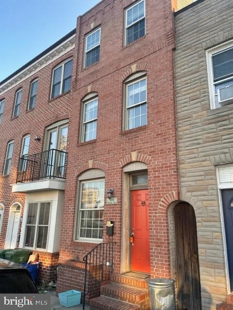 924 S Robinson St, Baltimore