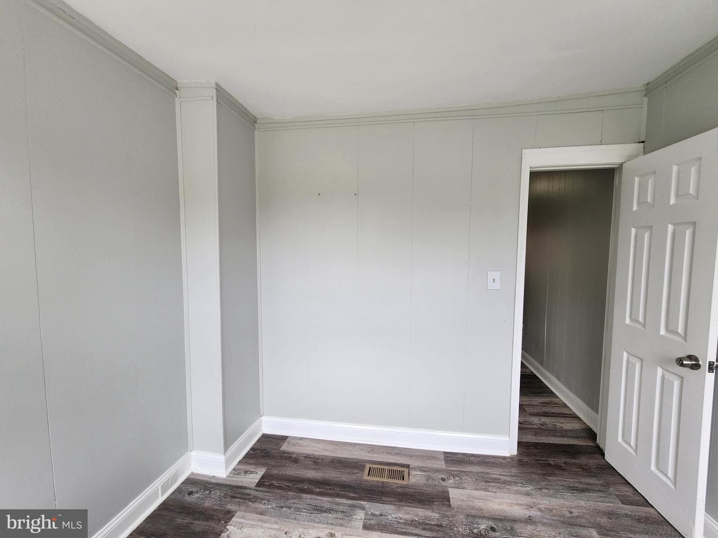1813 Aiken Street photo 14