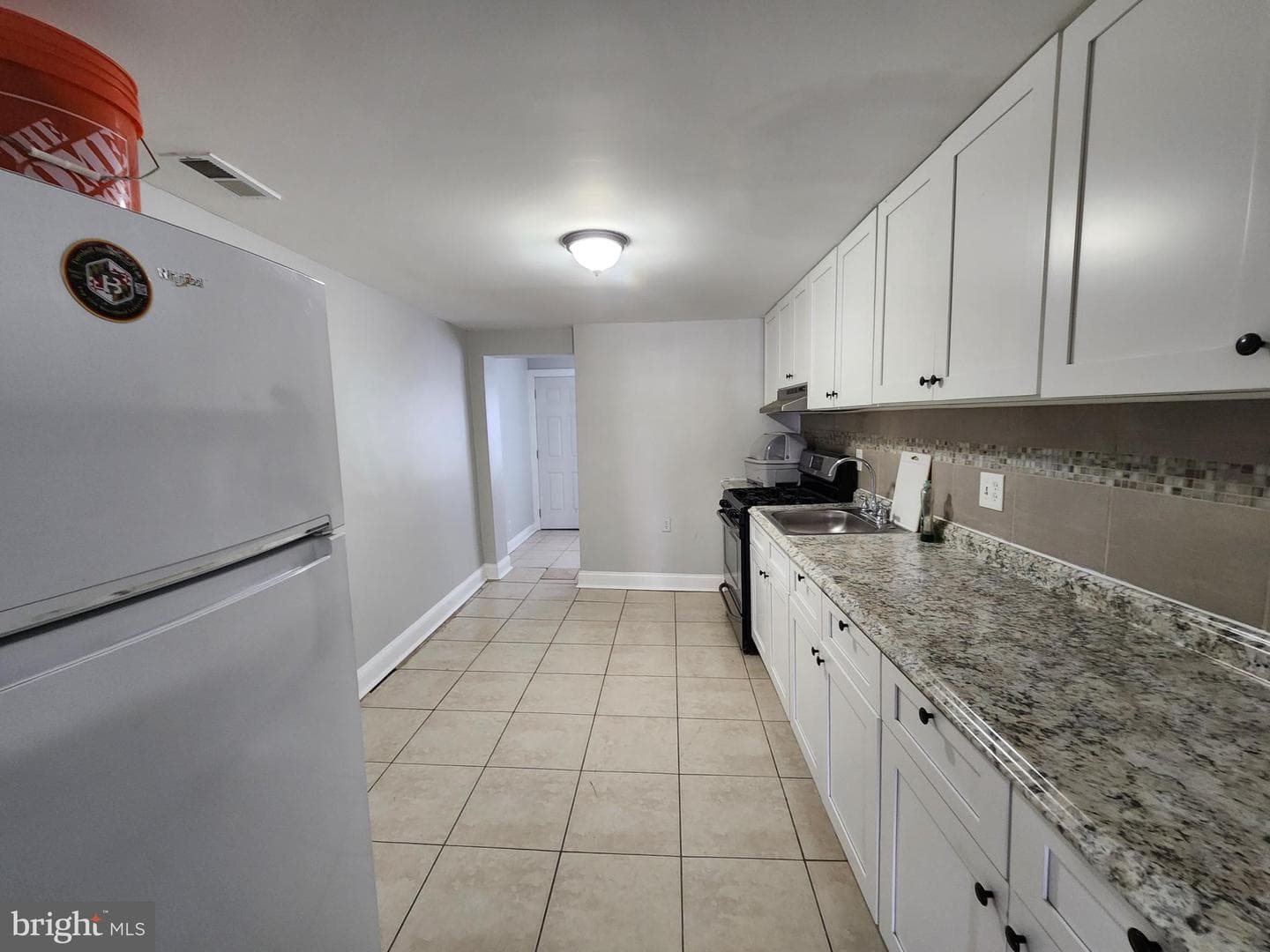 1813 Aiken Street photo 5