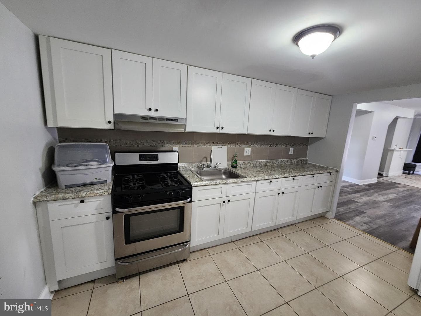 1813 Aiken Street photo 7