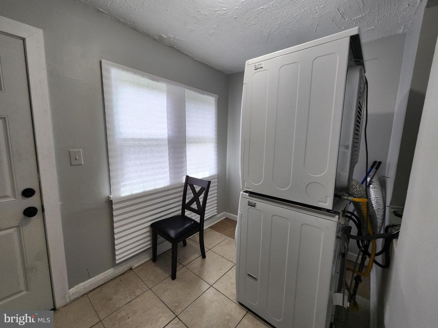 1813 Aiken Street photo 8