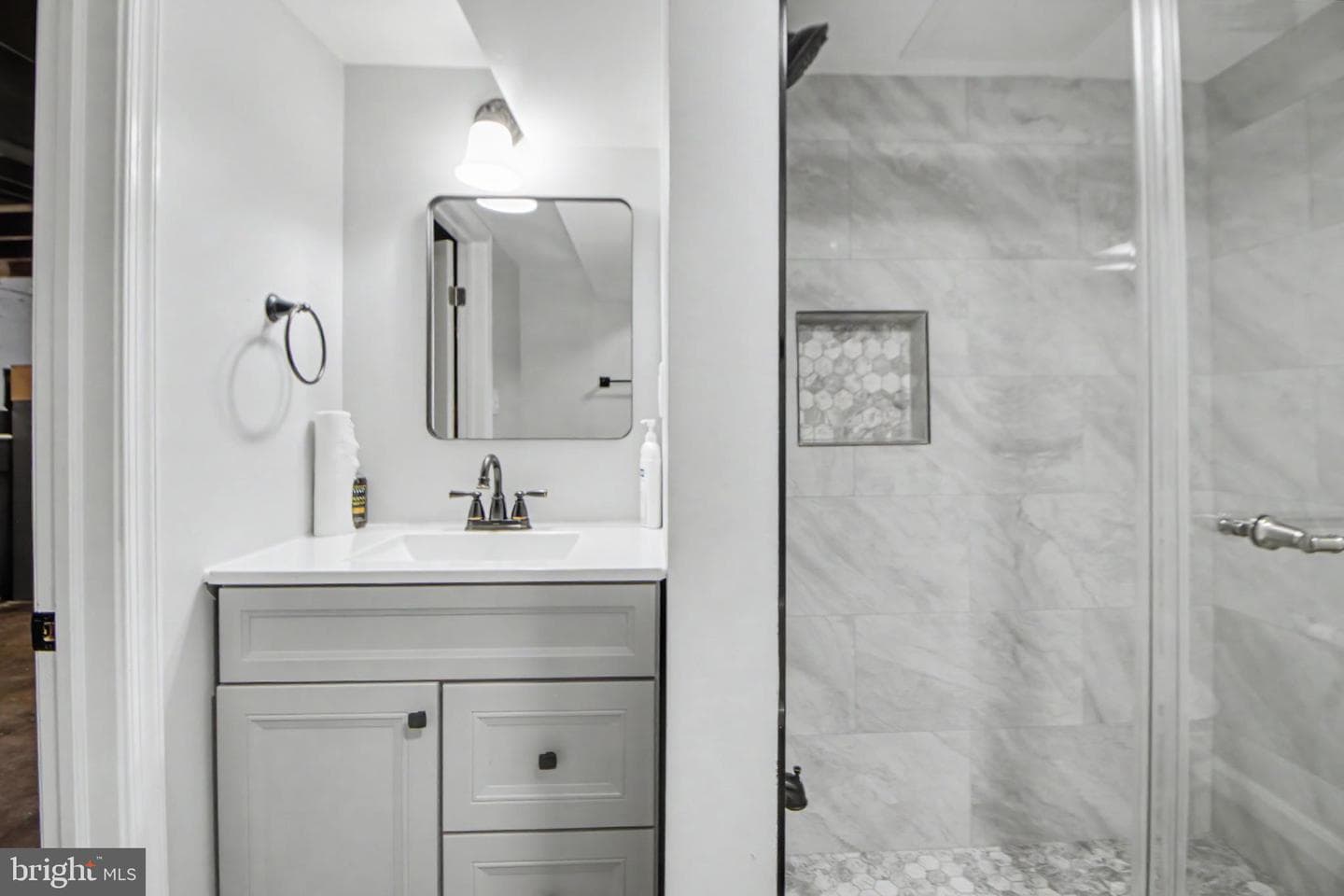 4020 Edmondson Avenue photo 36