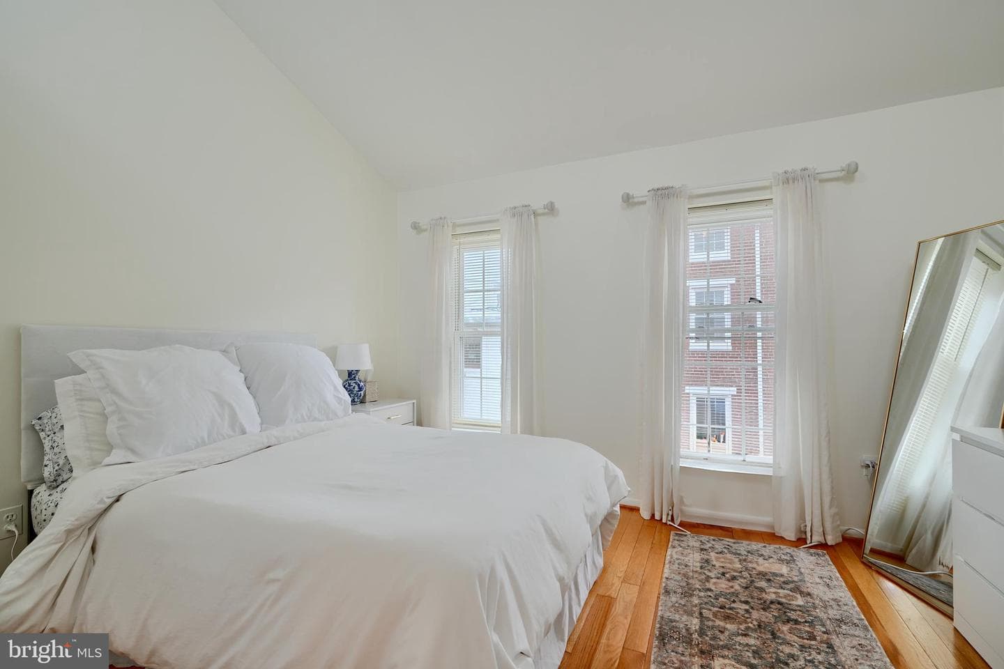 3 Hamburg Street E photo 10
