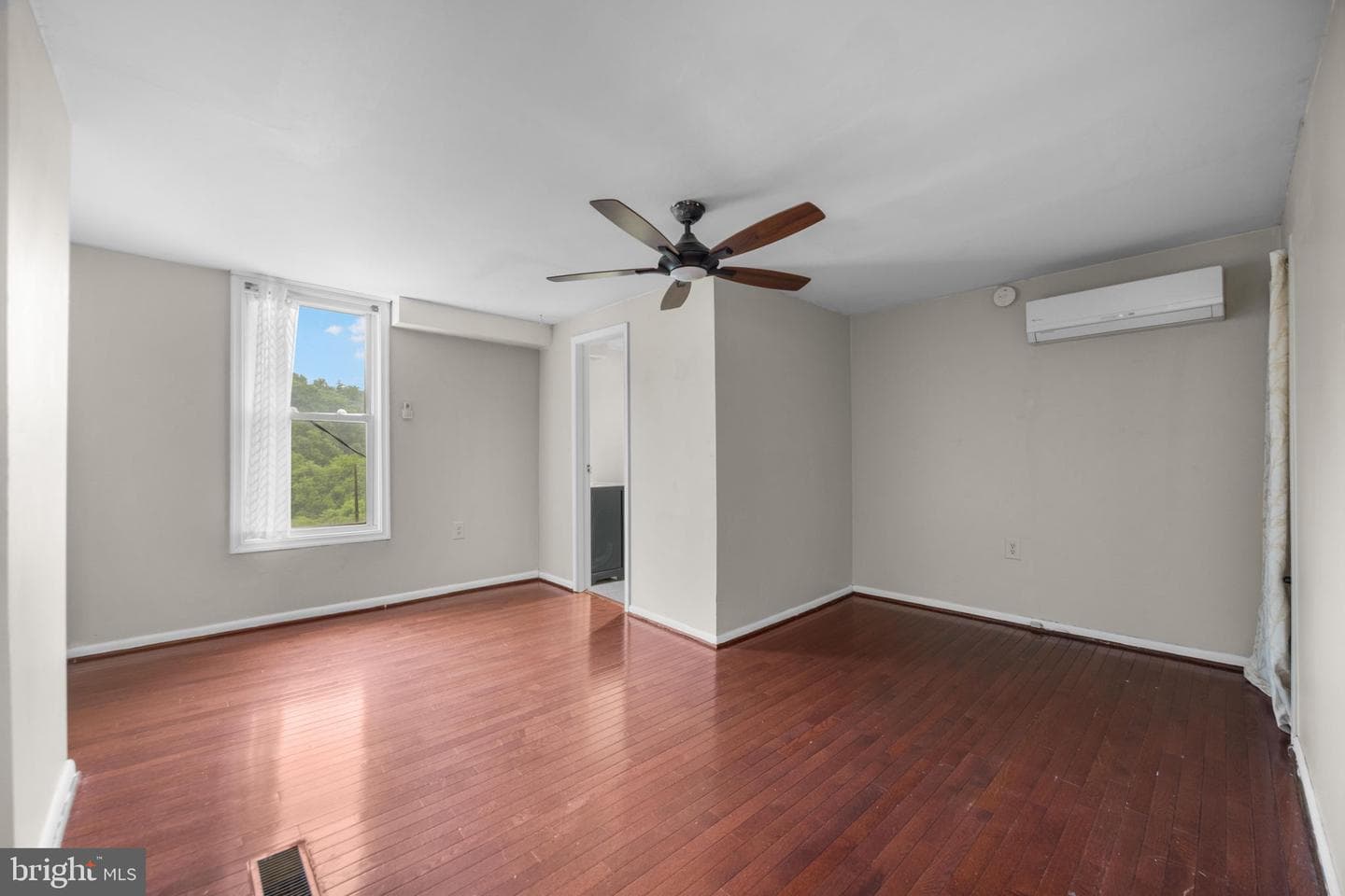 3544 Ash Street photo 11