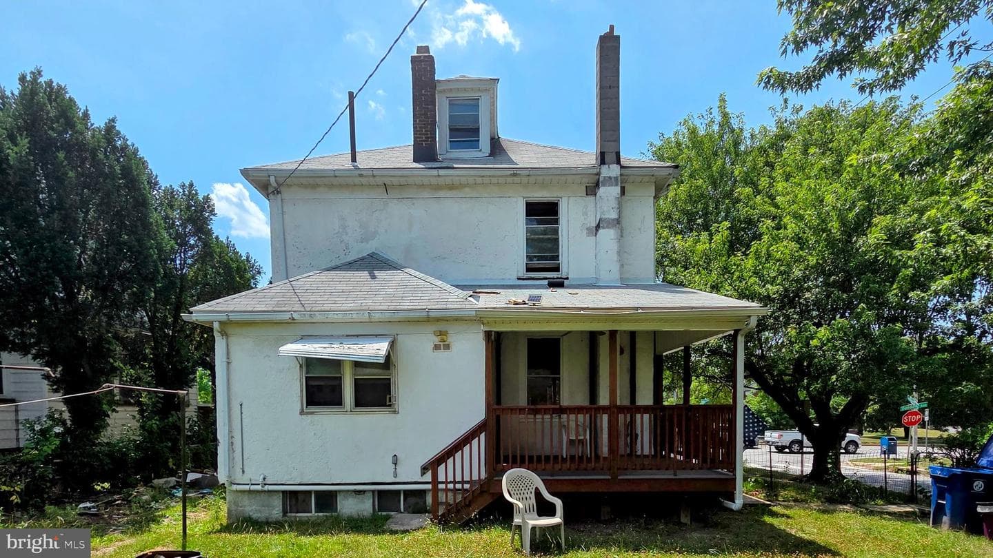 1701 Dundalk Avenue photo 16