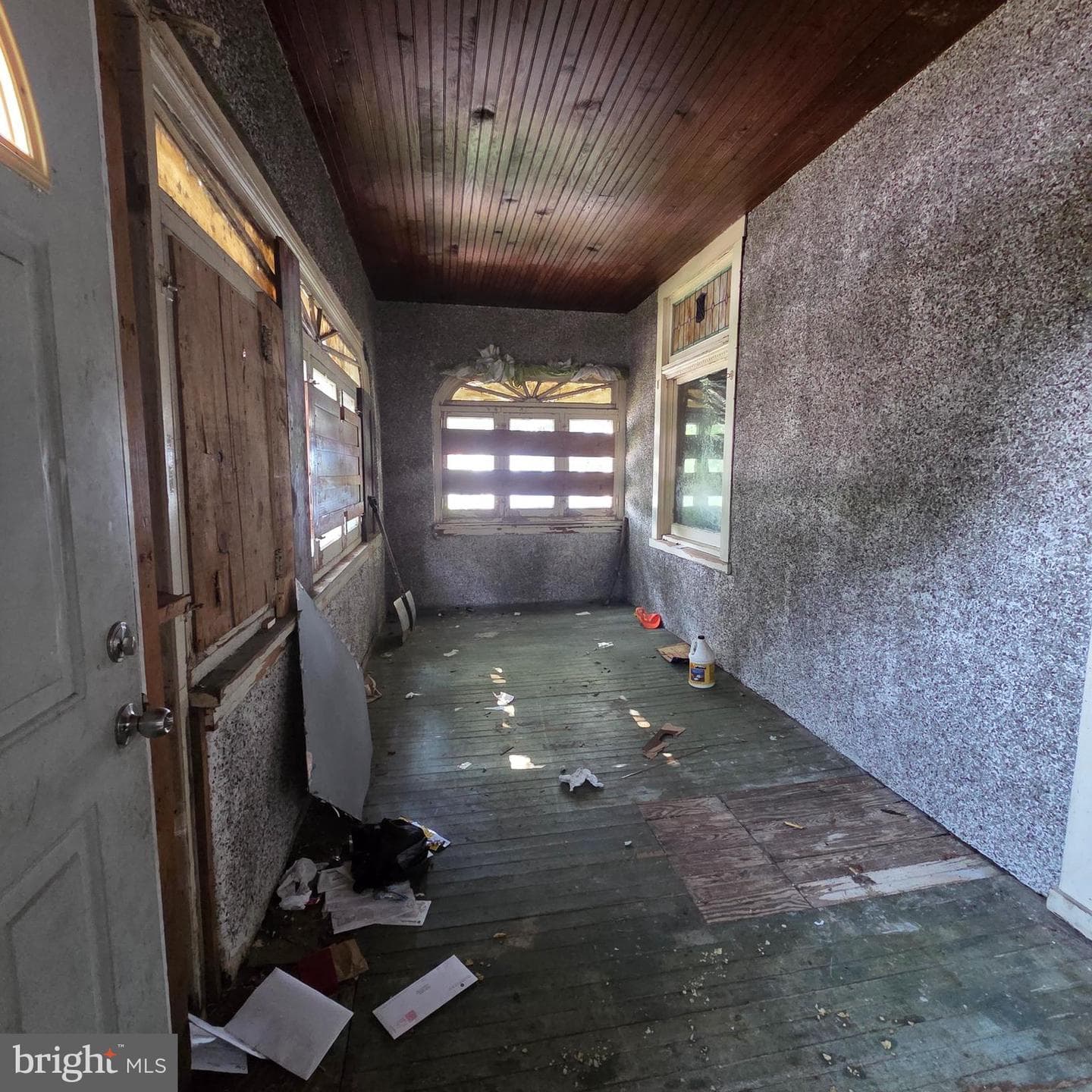 1701 Dundalk Avenue photo 4