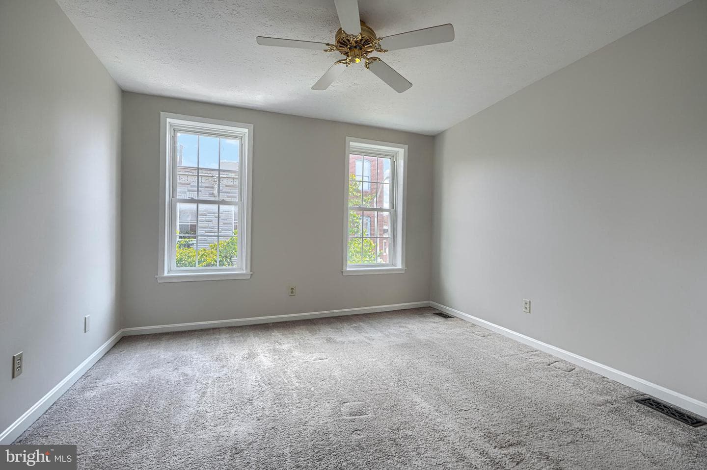 12 Poultney Street photo 17