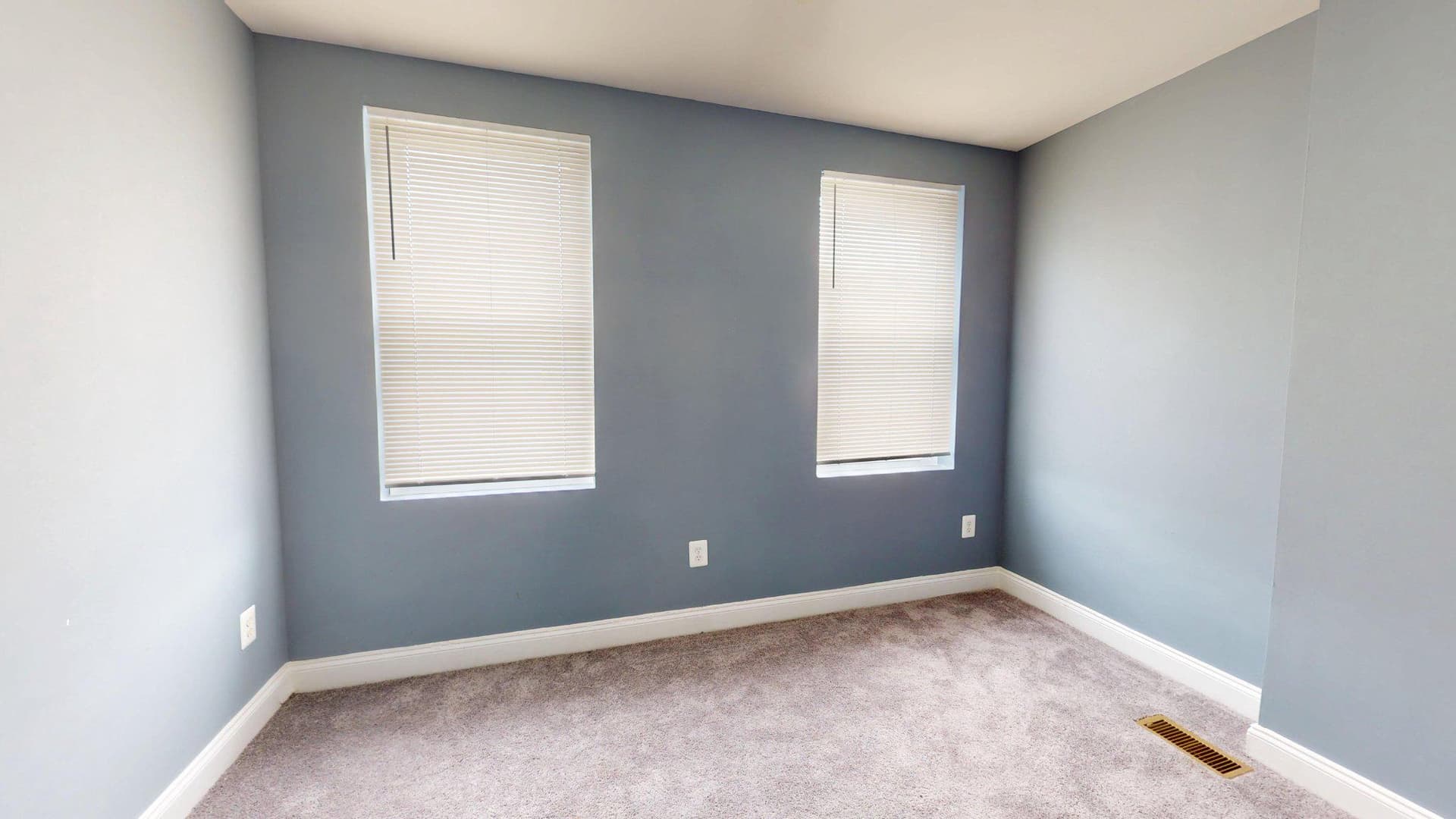 1826 Ramsay photo 9