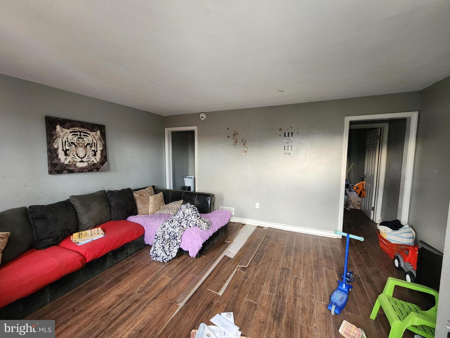 4119 Balfern Avenue photo 4