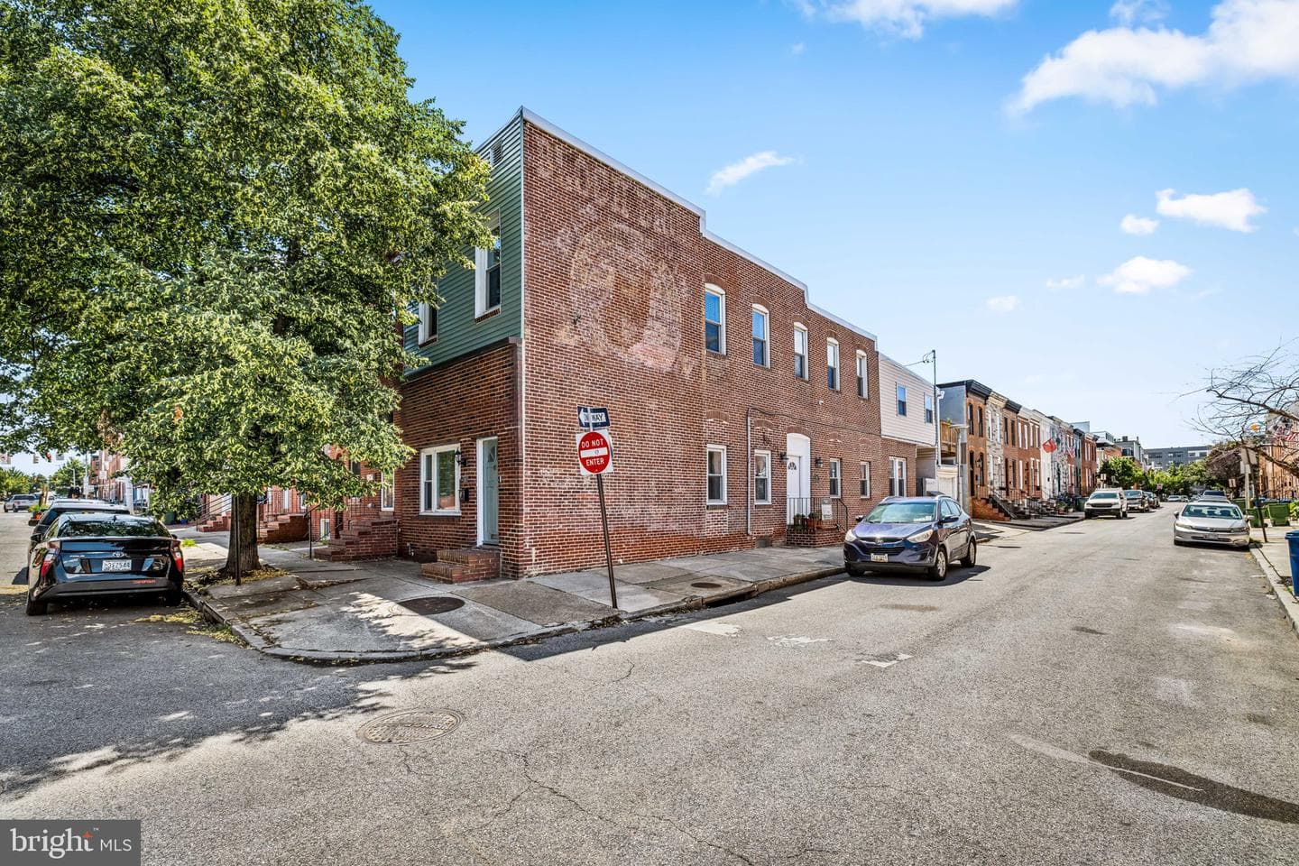 115 W Fort Avenue photo 42
