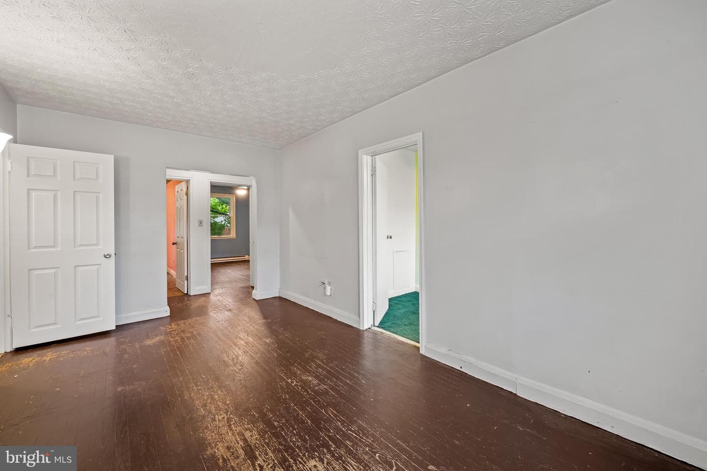4140 6th Street photo 3