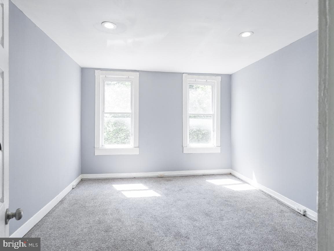 2410 Frederick Avenue photo 17