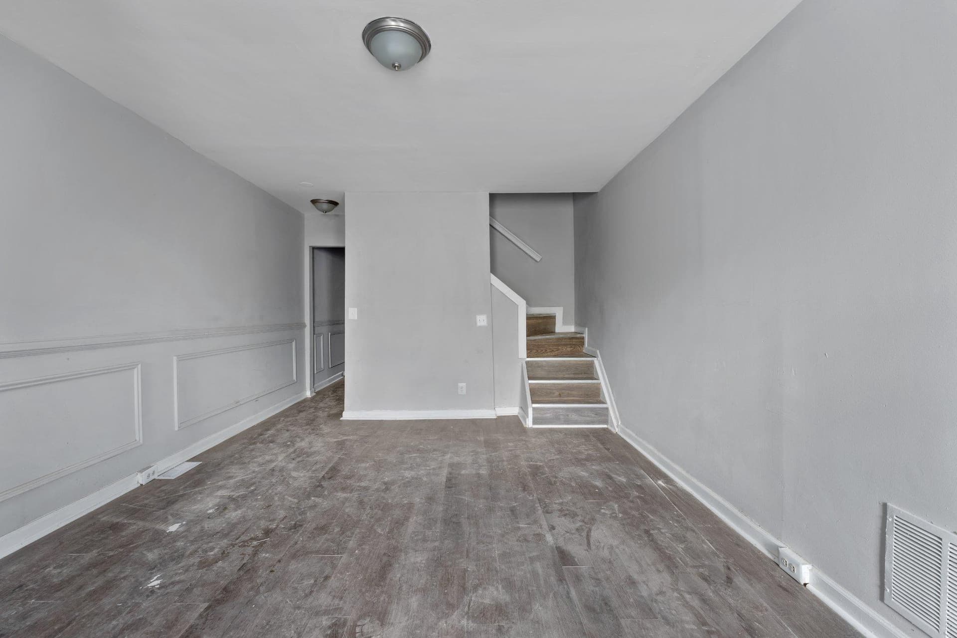 1706 N Milton Avenue photo 3