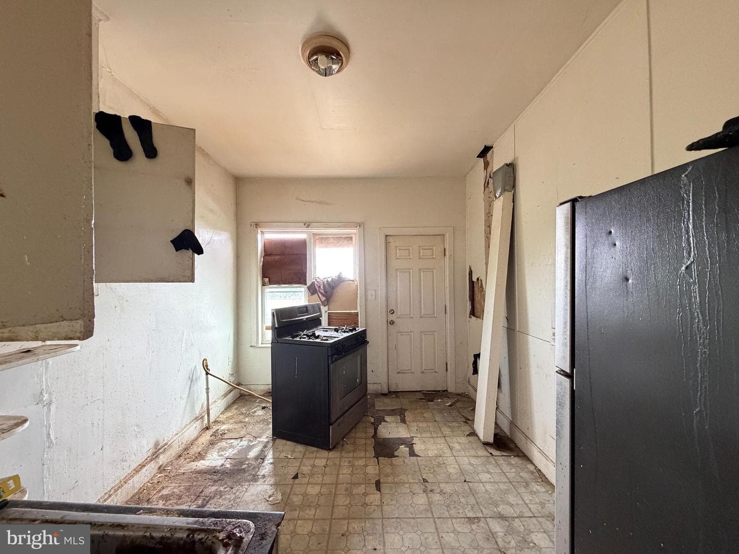 3833 Beehler Avenue photo 9