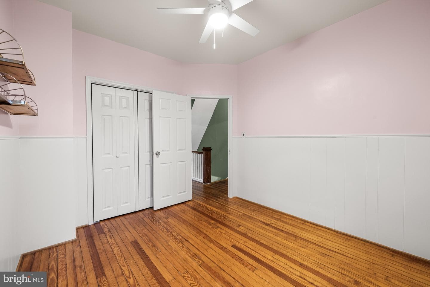 1238 W 37th Street photo 23