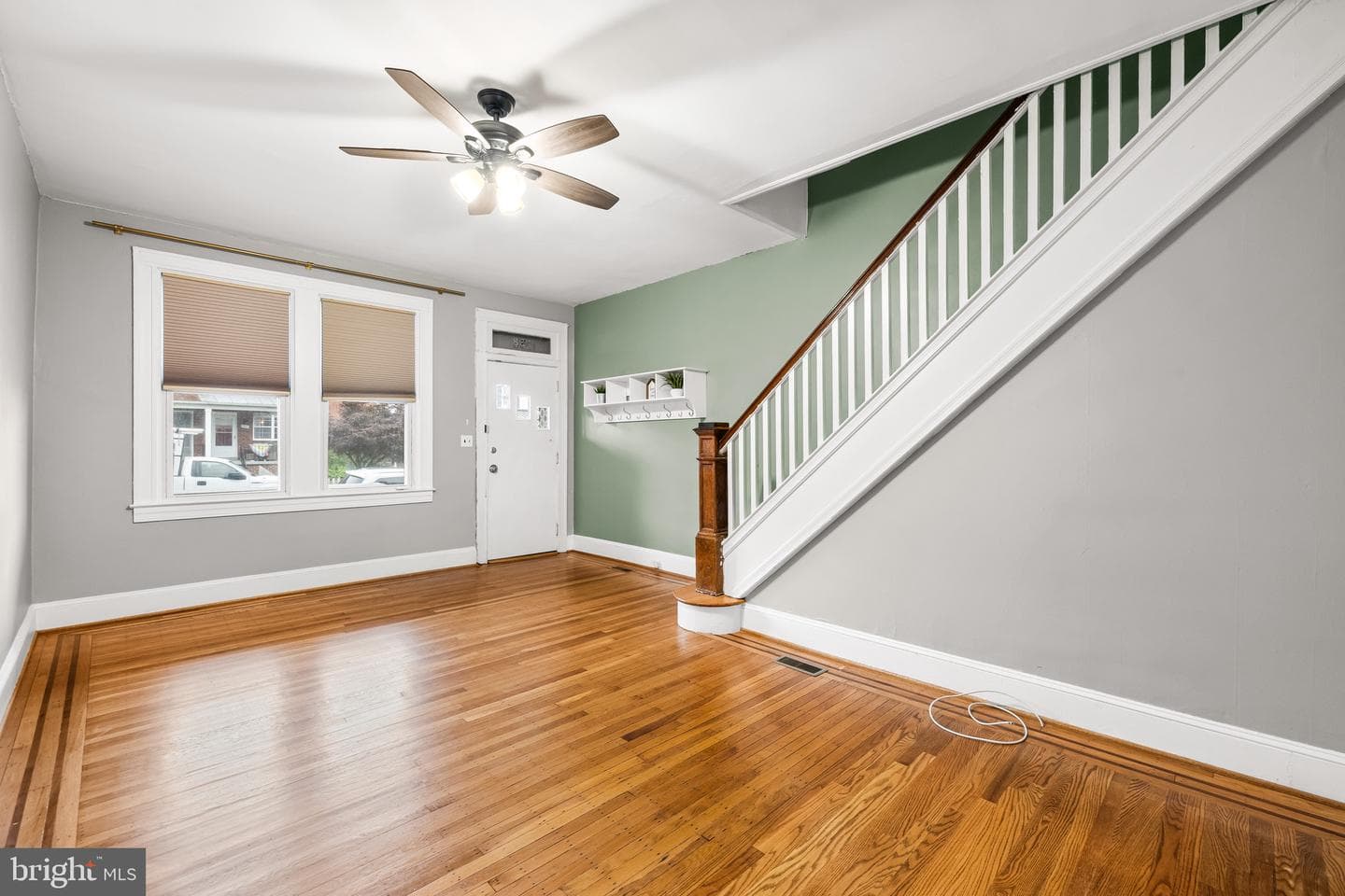 1238 W 37th Street photo 6