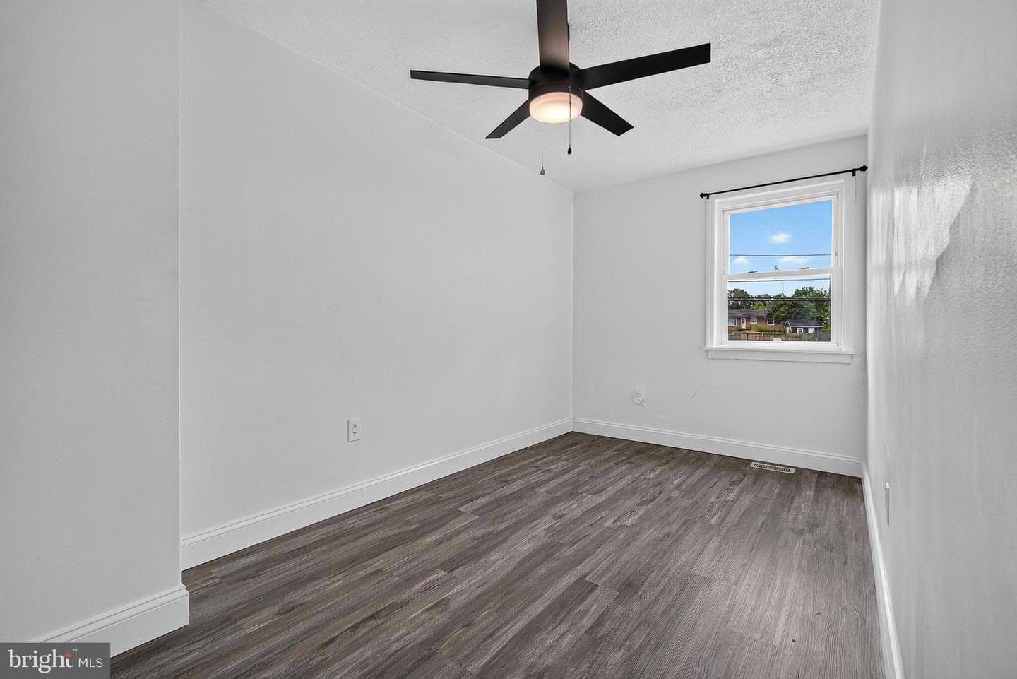 3805 8th Street photo 23