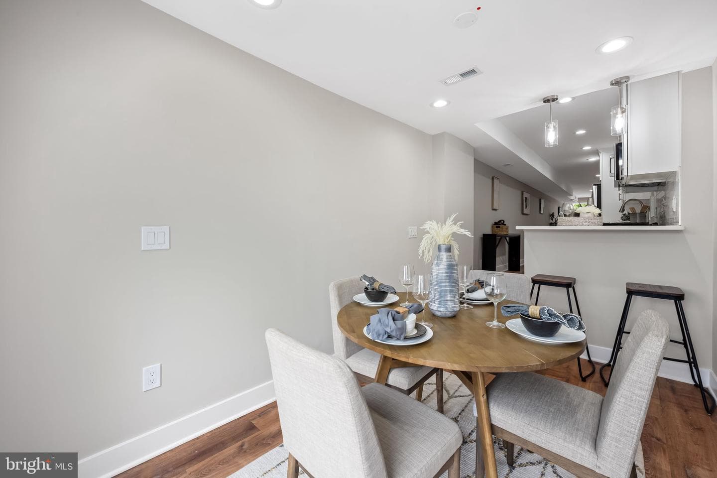 410 E Fort Avenue photo 15