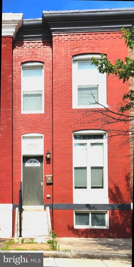 1825 N Milton Avenue, Baltimore