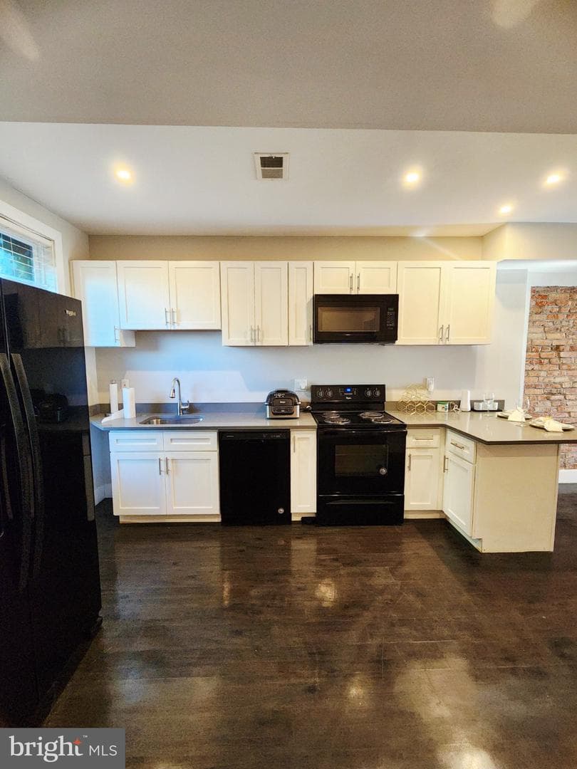 1825 N Milton Avenue photo 8