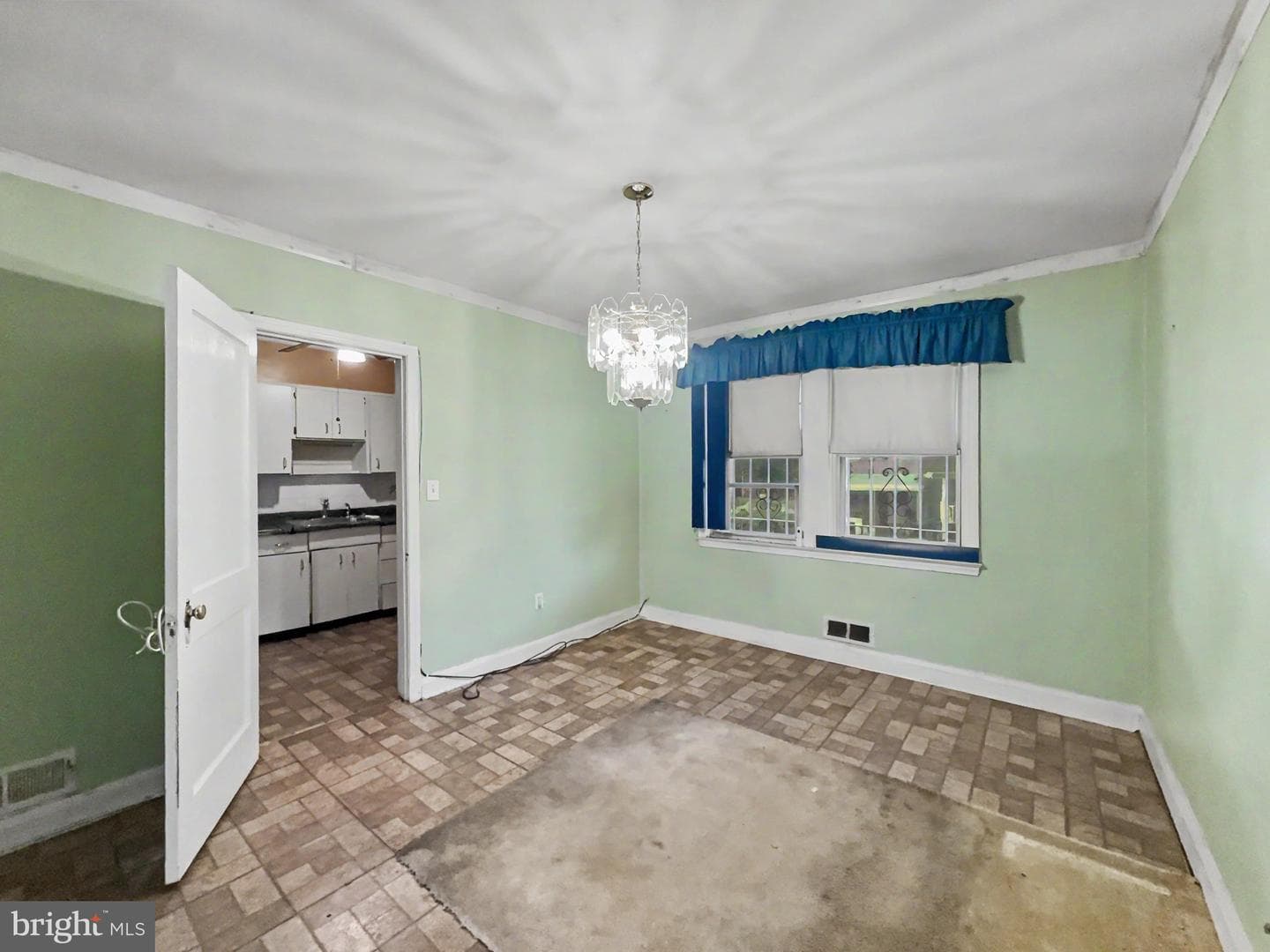 225 N Edgewood Street photo 20