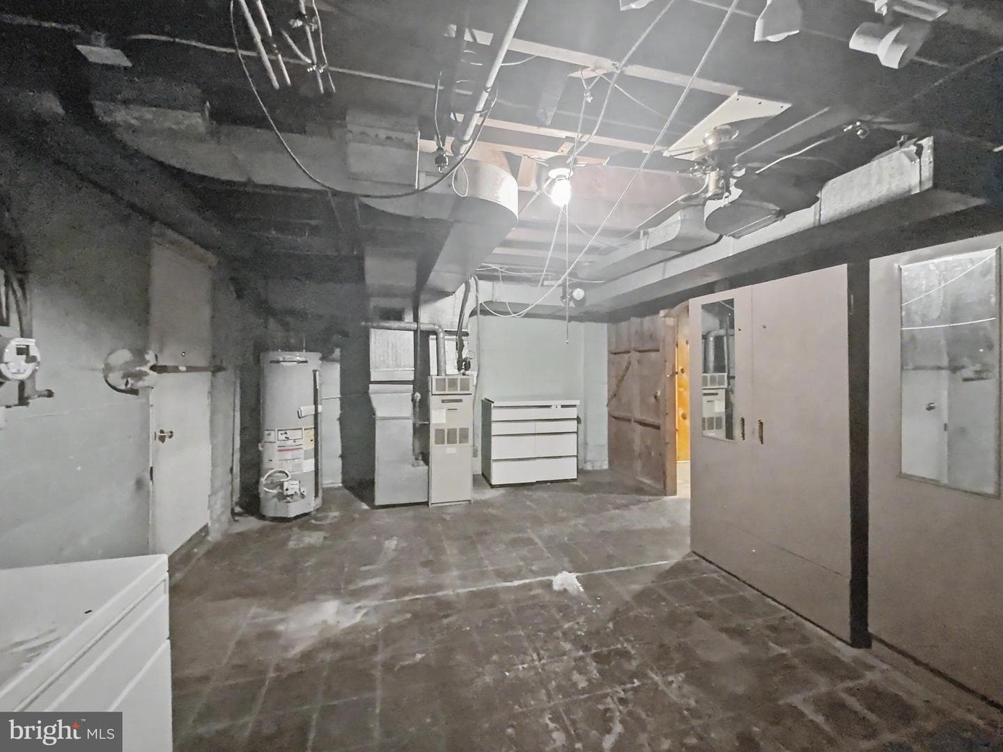 225 N Edgewood Street photo 25