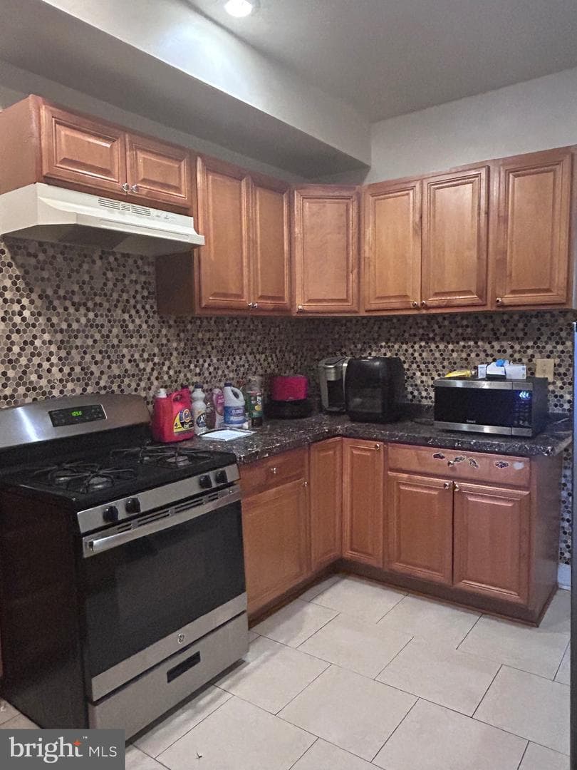 1825 W Mulberry Street photo 8