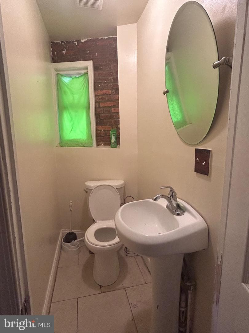 1825 W Mulberry Street photo 9