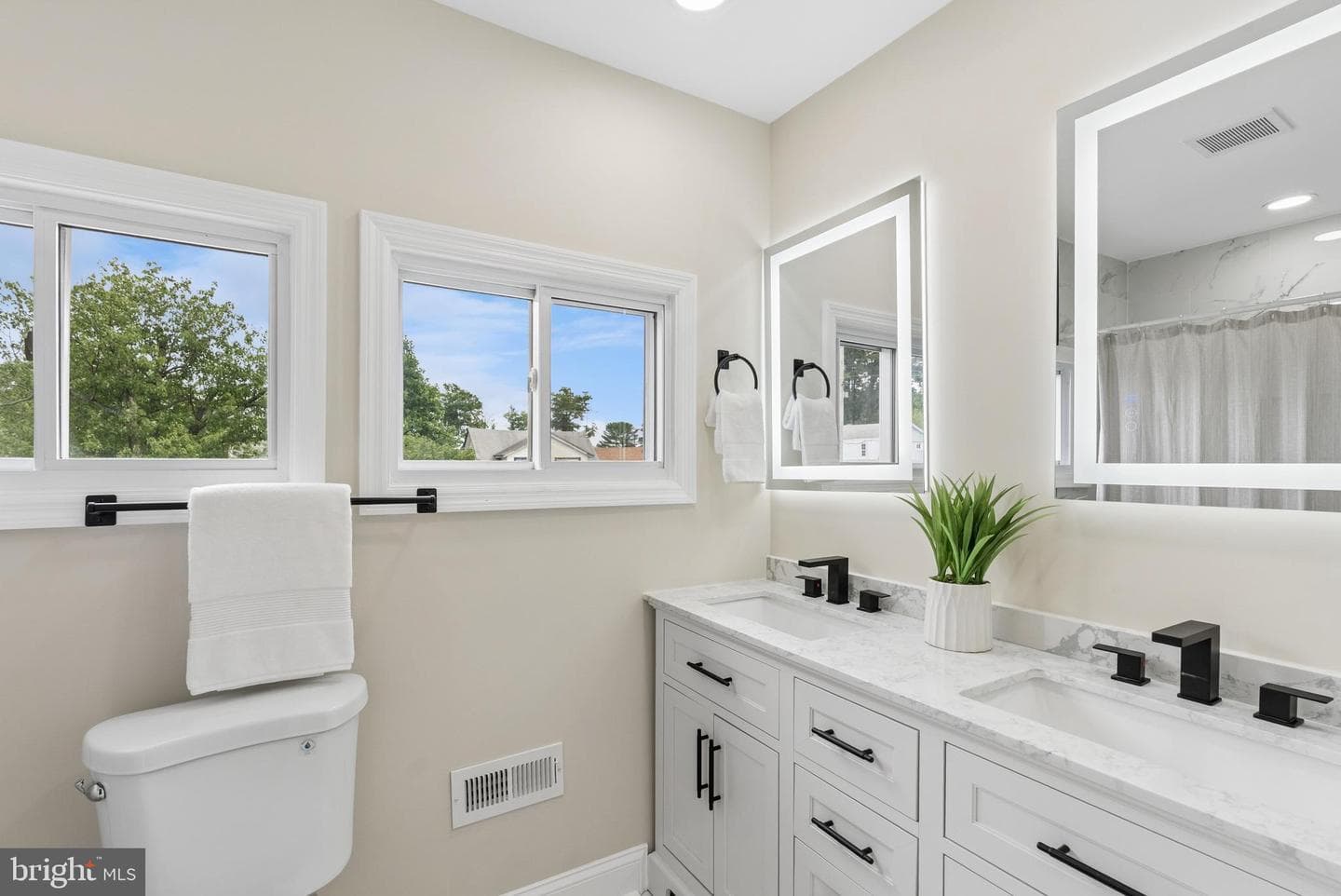 3116 Brightwood Avenue photo 23