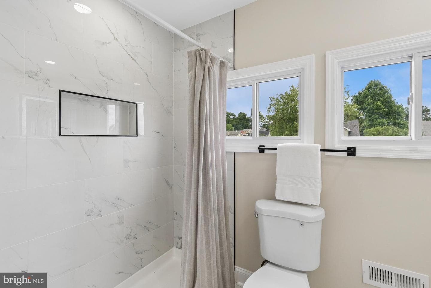 3116 Brightwood Avenue photo 24