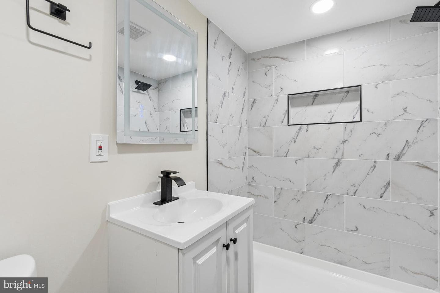 3116 Brightwood Avenue photo 34