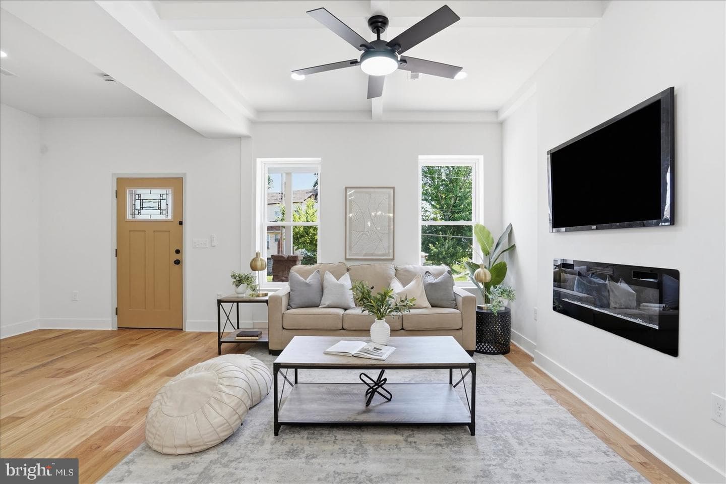 3818 Woodhaven Avenue photo 4