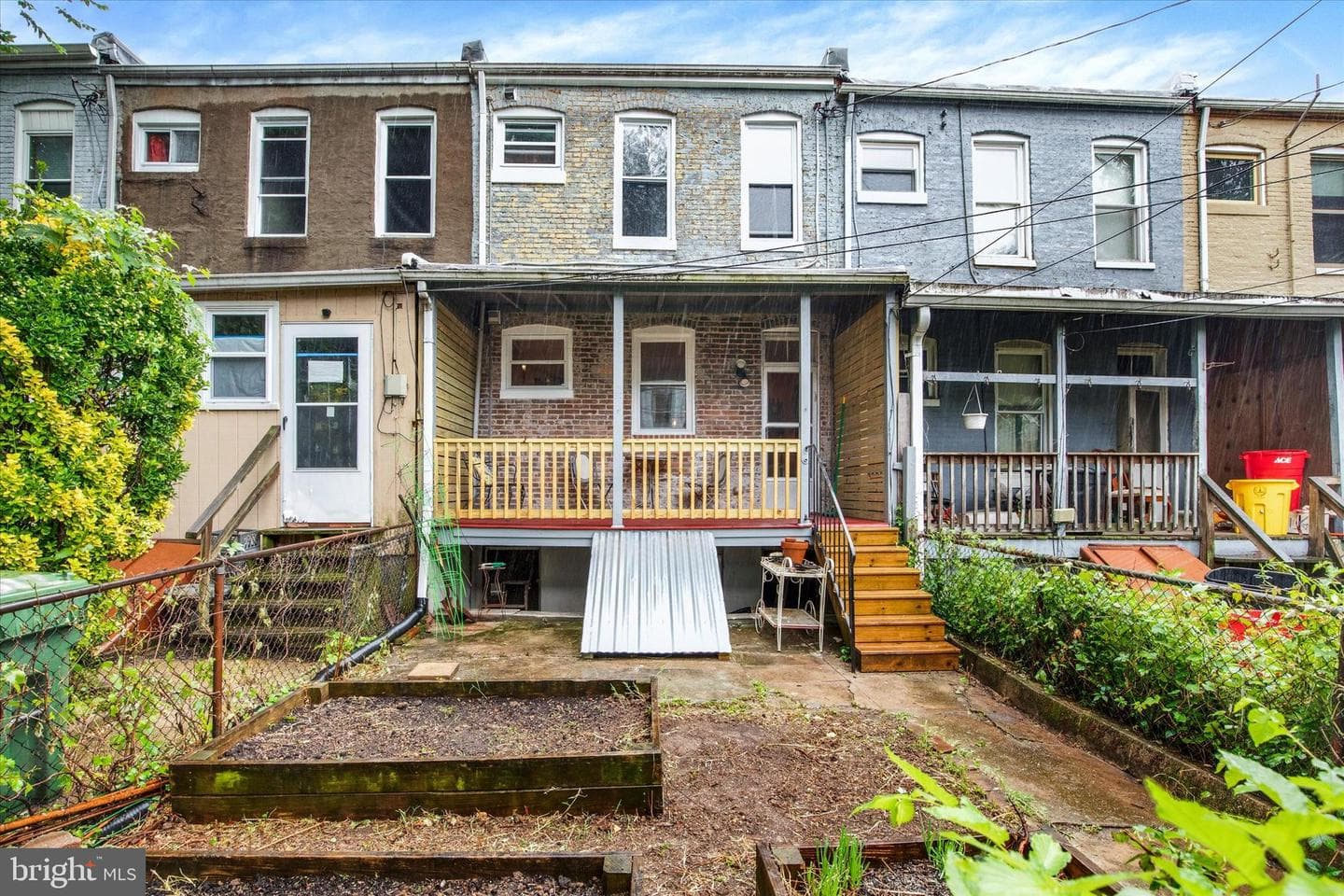 316 E 26th Street photo 22