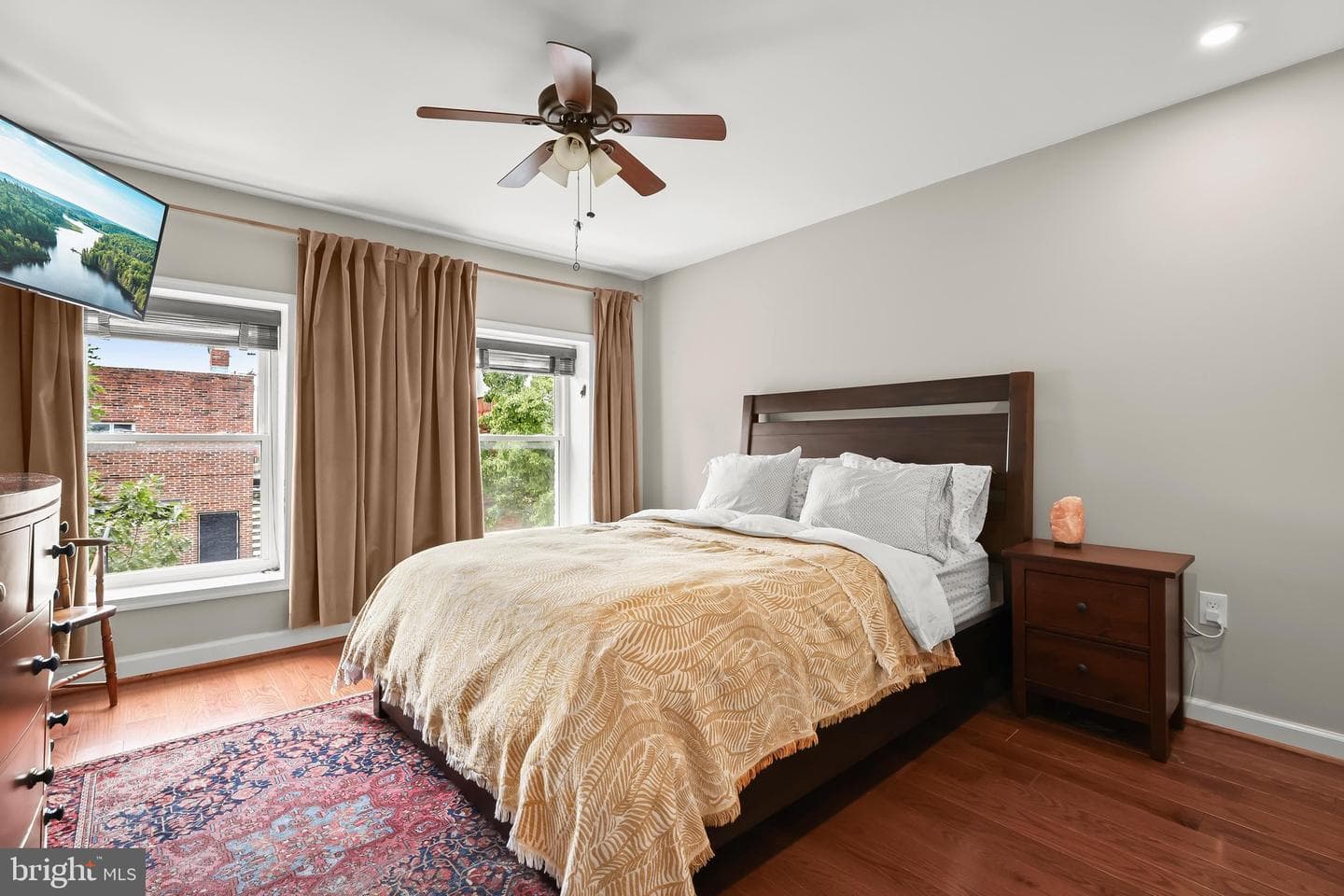 3200 E Lombard Street photo 32