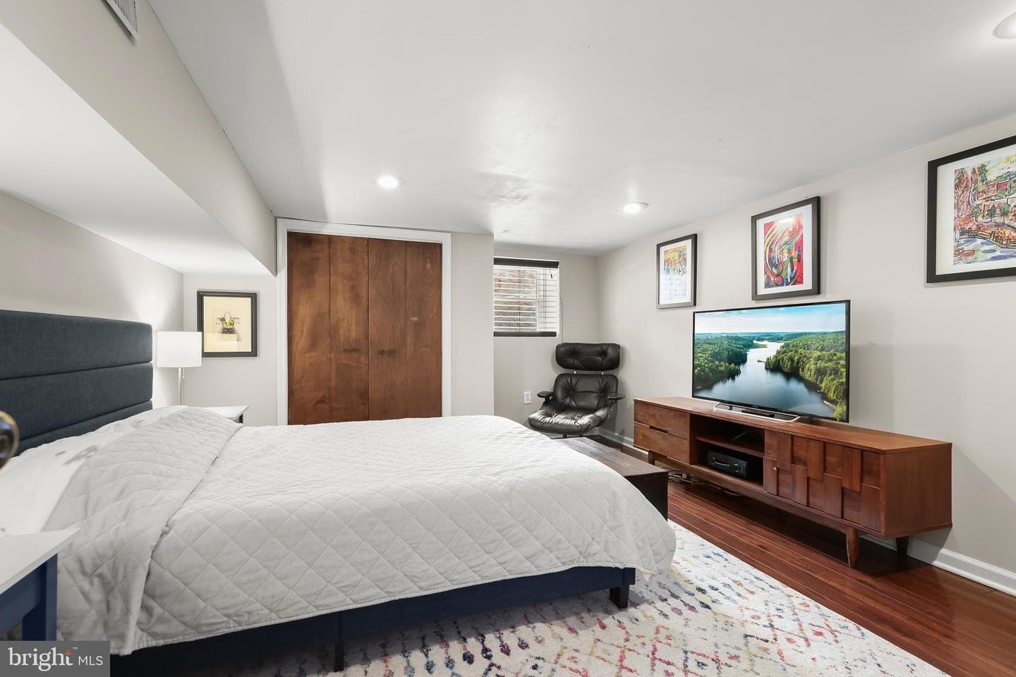 3200 E Lombard Street photo 58
