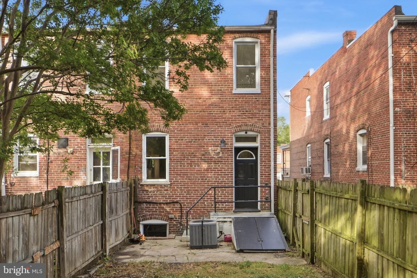 3920 6th Street photo 23