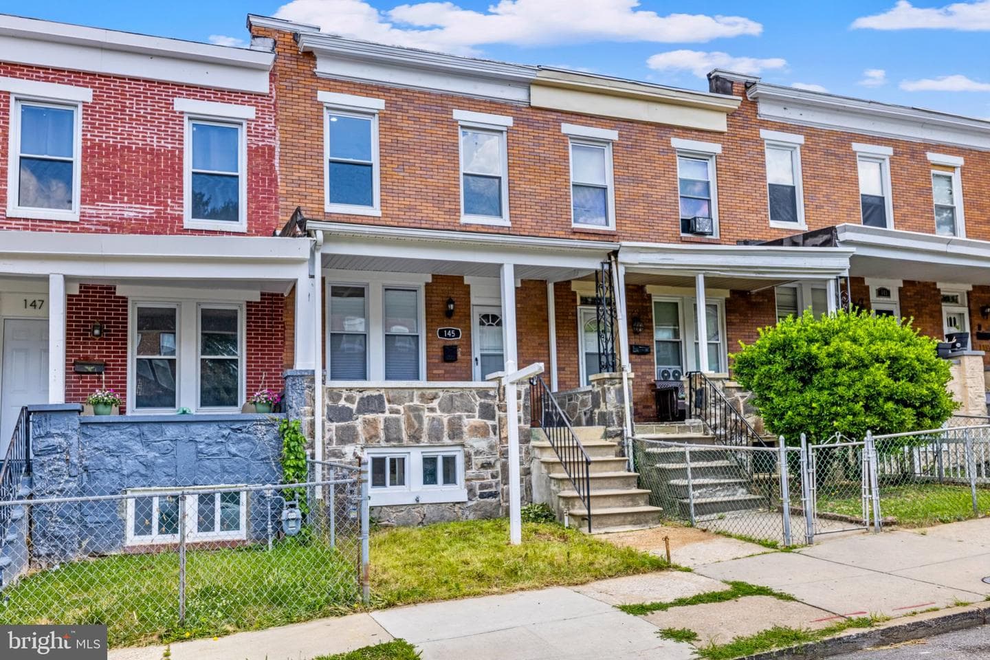 145 N Monastery Avenue photo 32